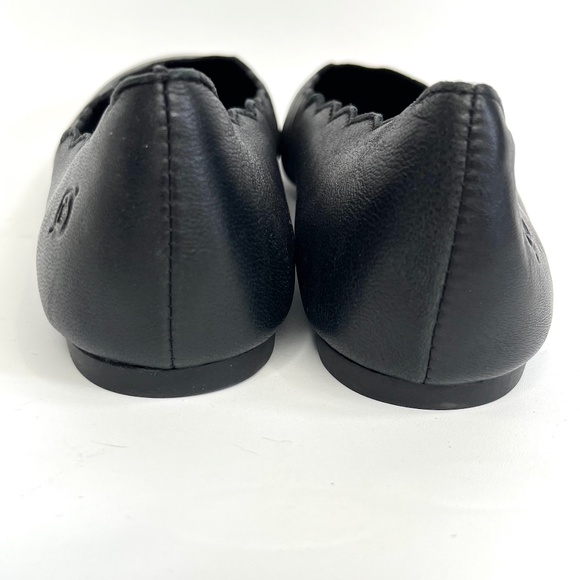 Born Allie Black Leather Scallop Slip On Flats Size 7.5 New with original box - Picture 6 of 9